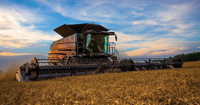 IDEAL harvester by Massey Ferguson
