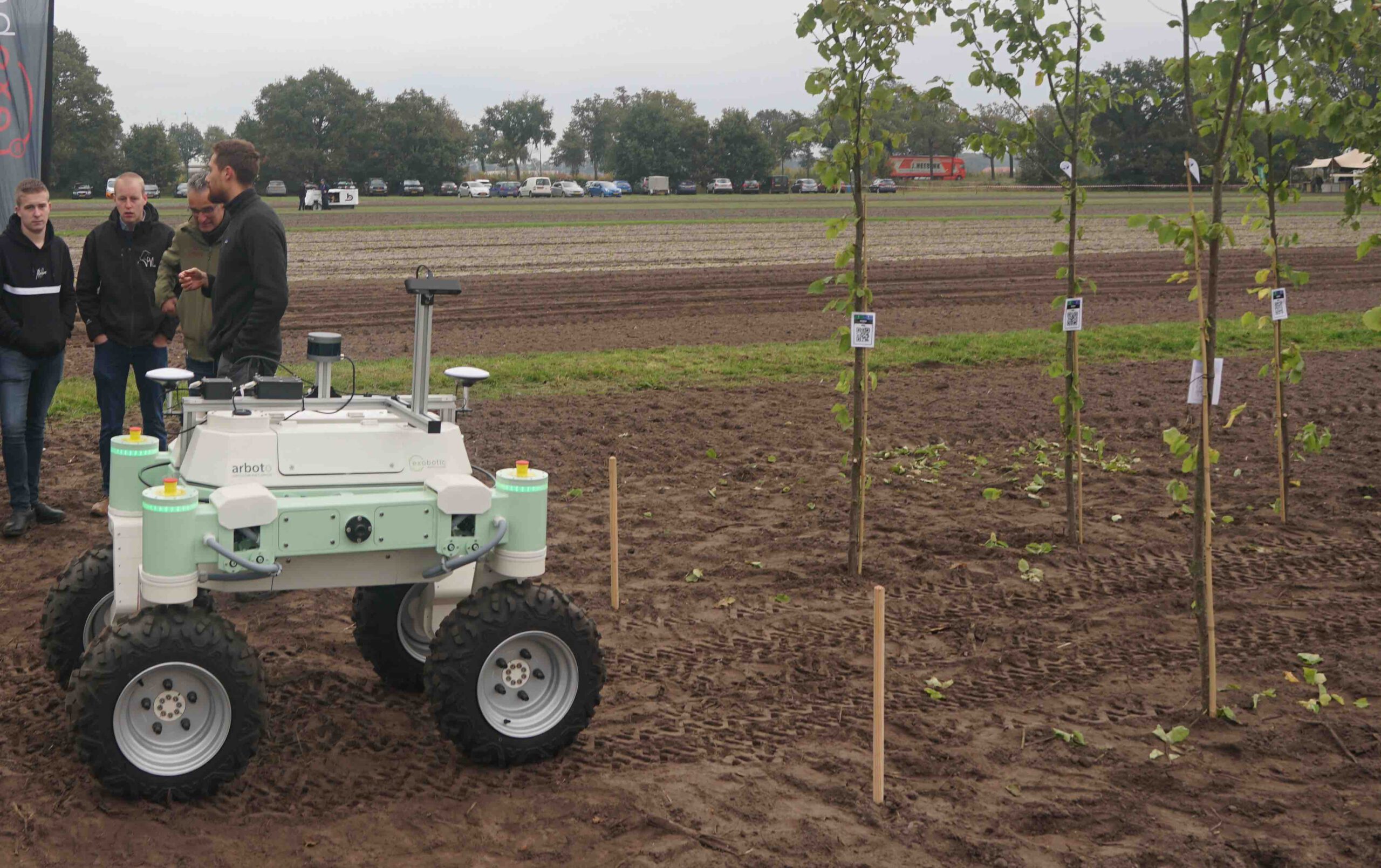 Exobotic Technologies Exobot Land-A2: Customizable Agricultural Robot - view 2