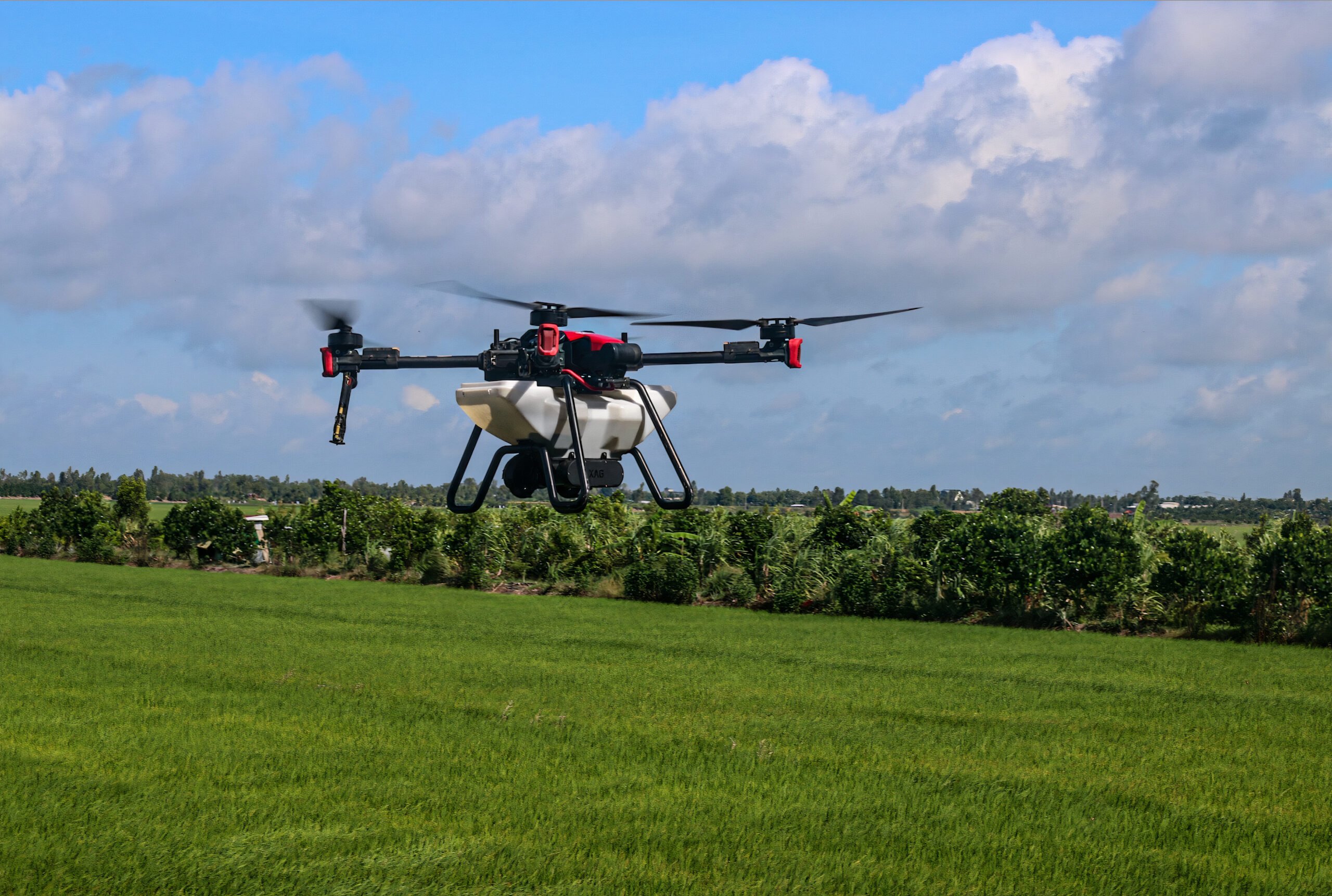 XAG P100 Advanced Agricultural Drone - view 3