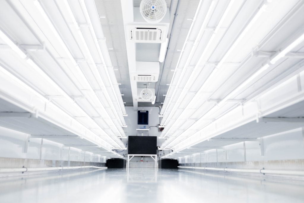 GrowPods: Modular Indoor Farming Units