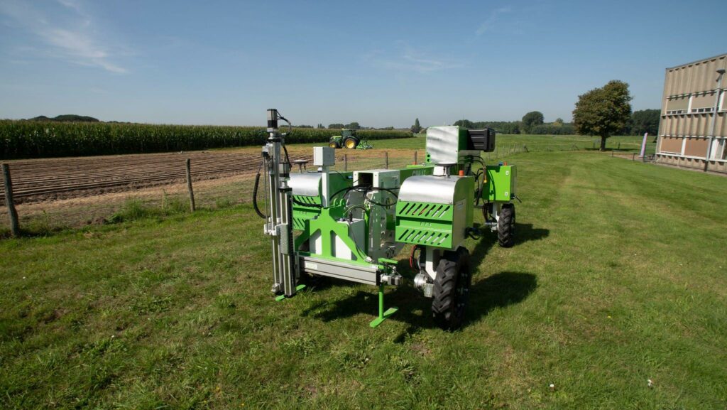 Lambers & Exobotic WTD4: Advanced Weed Detection System - view 2