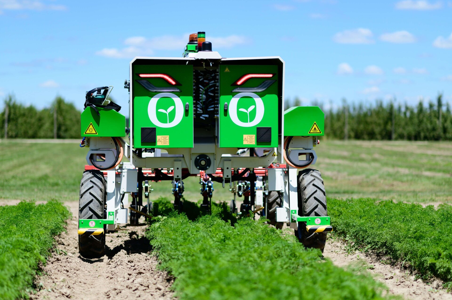 Naïo Orio: Versatile Agricultural Robot - view 2