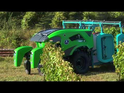 Sitia Trektor: Advanced Agricultural Robot - view 2