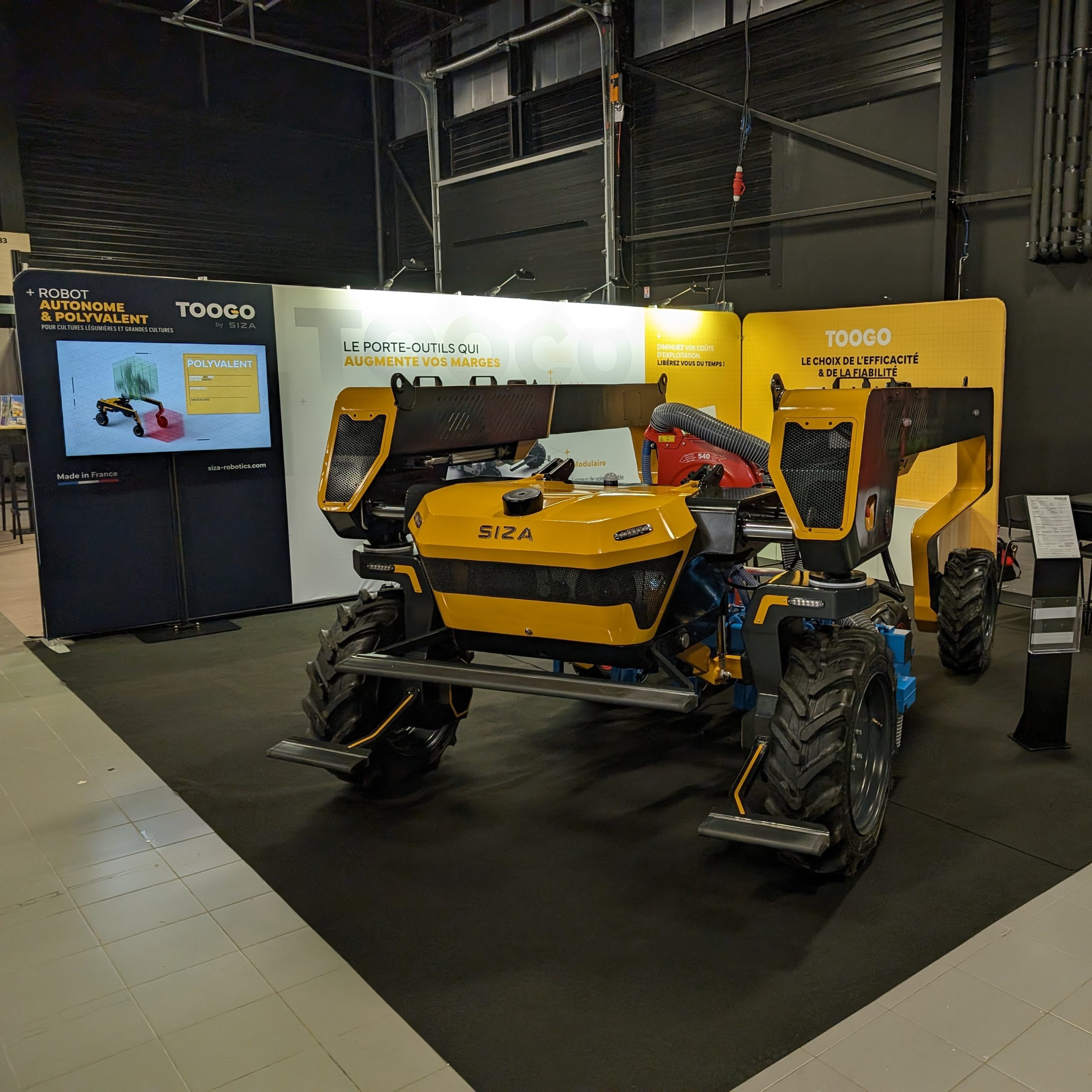 TOOGO: Autonomous Farming Robot - view 3