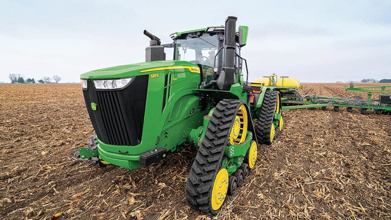 John Deere 9RX 640: High-Horsepower Track Tractor - view 2