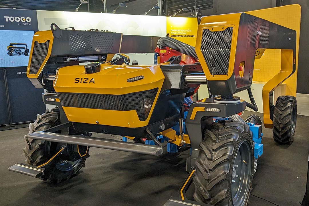 TOOGO: Autonomous Farming Robot - view 2