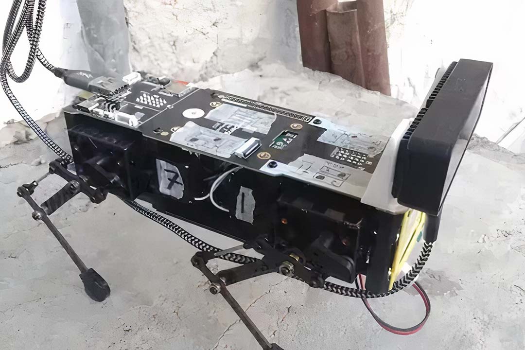 Freisa: Autonomous Plant Tending Robot - view 4